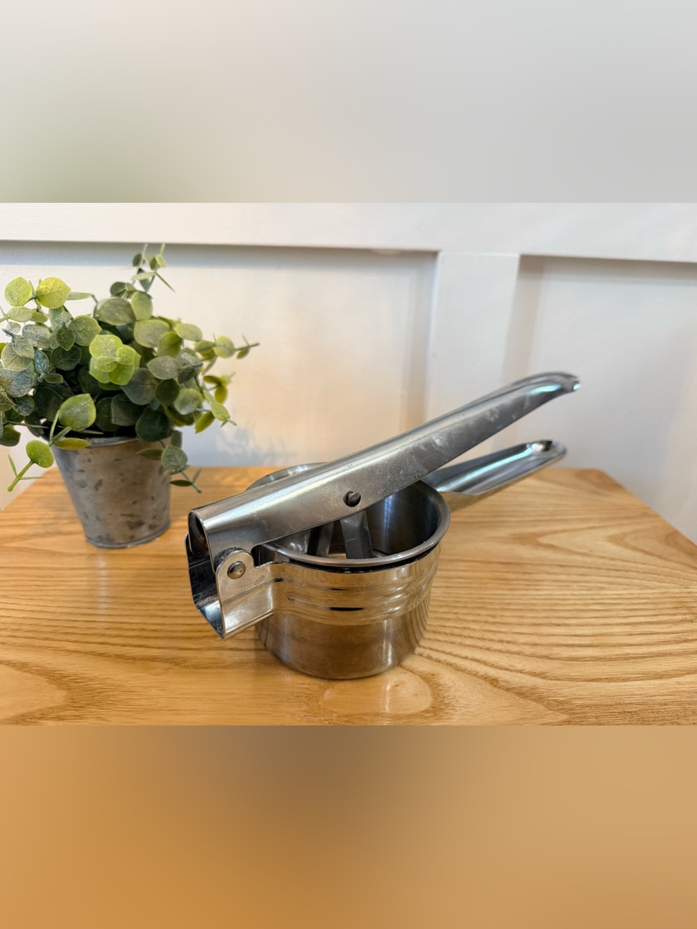 ๐ฟ4/$25 โข Farberware Potato Ricer